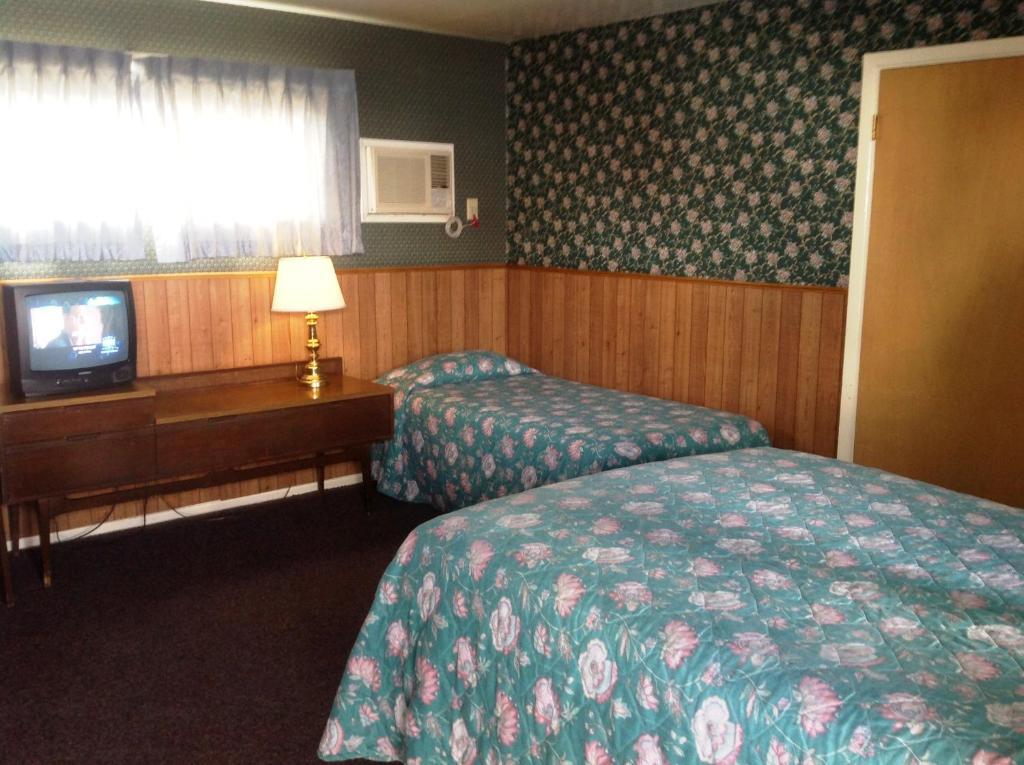 Bridgeport Inn