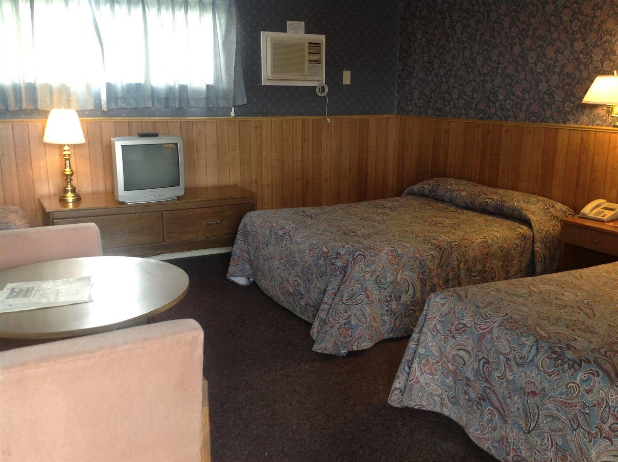 Bridgeport Inn Inn 3*