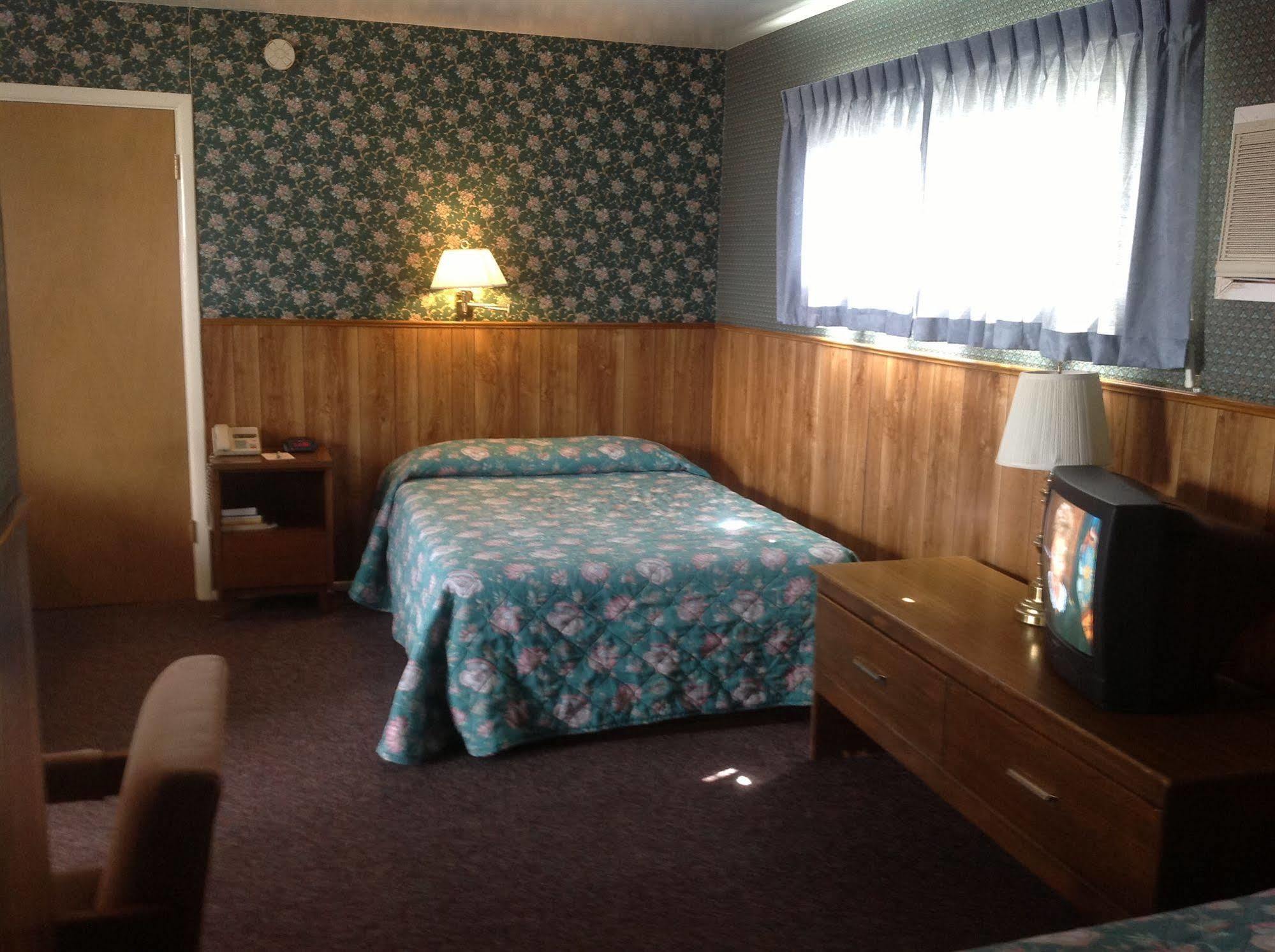 Bridgeport Inn Inn 3*
