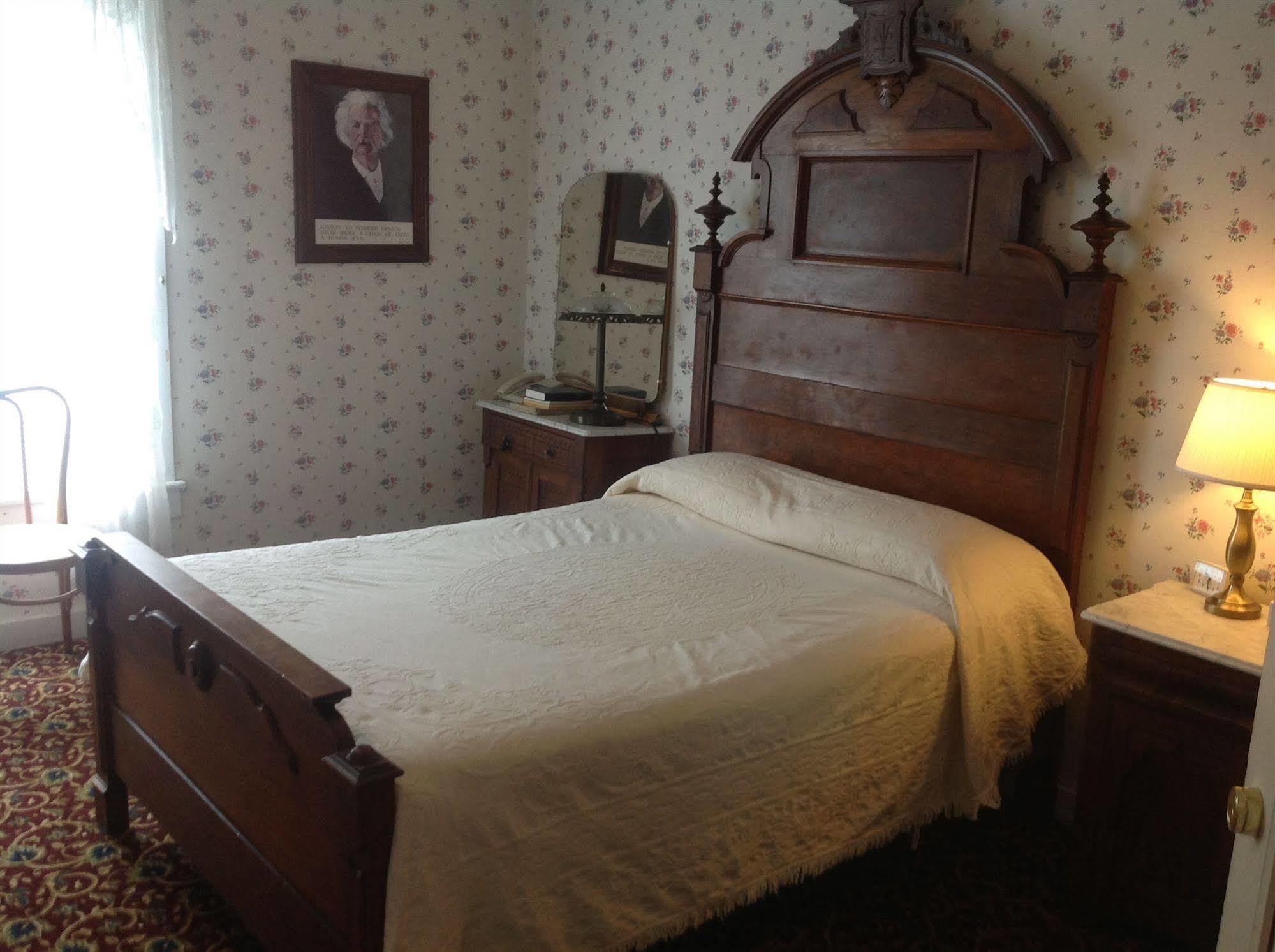 Inn Bridgeport Inn